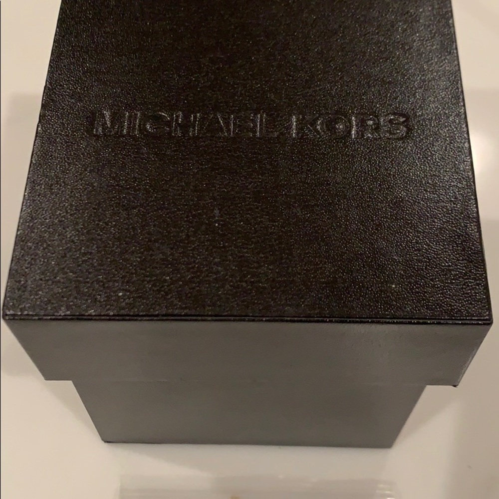 Watch - Picture 8 of 8